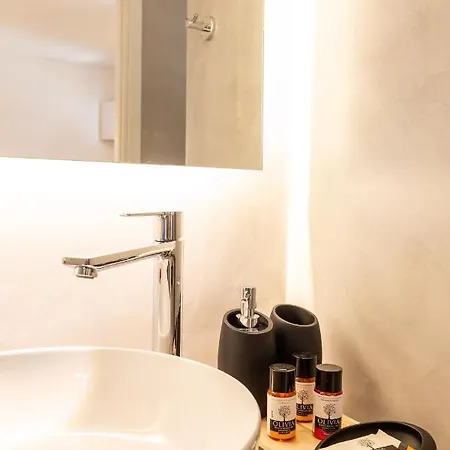 Callisti With Pool View And Calypso Upper Floor With Sea View アパート *