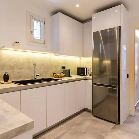 アパート Callisti With Pool View And Calypso Upper Floor With Sea View