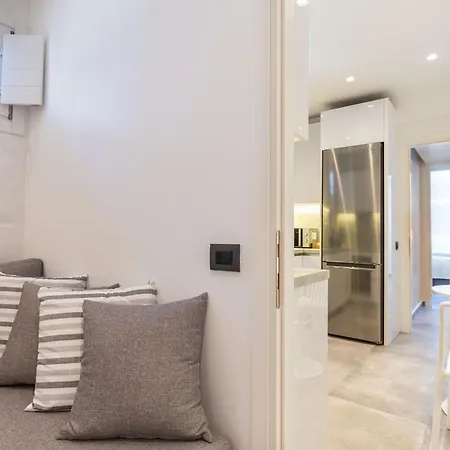 アパート Callisti With Pool View And Calypso Upper Floor With Sea View