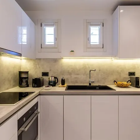 アパート Callisti With Pool View And Calypso Upper Floor With Sea View