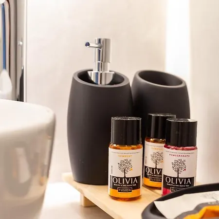 アパート Callisti With Pool View And Calypso Upper Floor With Sea View