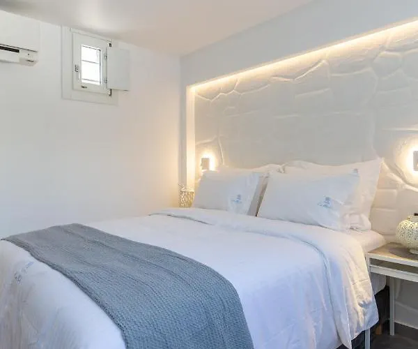 Callisti With Pool View And Calypso Upper Floor With Sea View Daire *