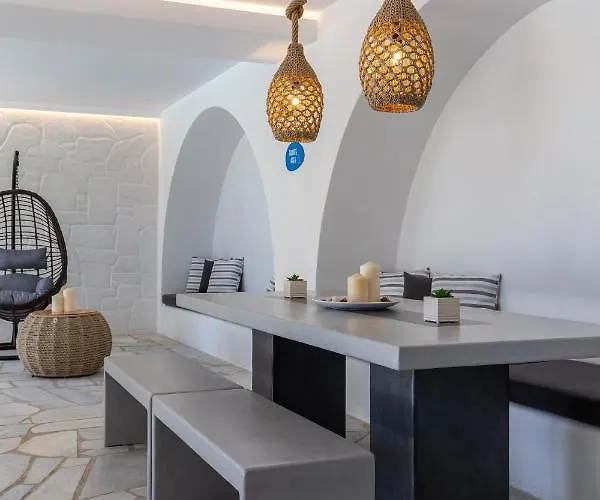 Callisti With Pool View And Calypso Upper Floor With Sea View *