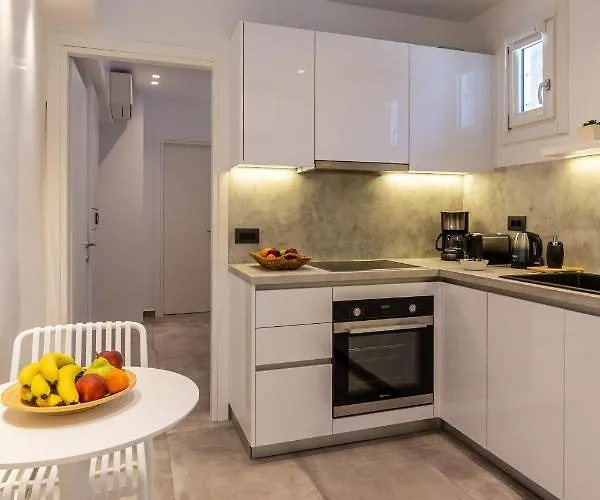 Callisti With Pool View And Calypso Upper Floor With Sea View Daire *