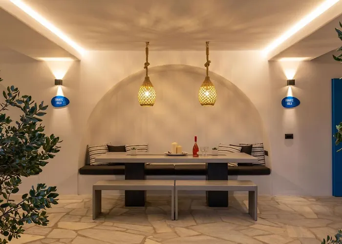 Callisti With Pool View And Calypso Upper Floor With Sea View * Mykonos Town