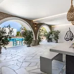 Callisti With Pool View And Calypso Upper Floor With Sea View *