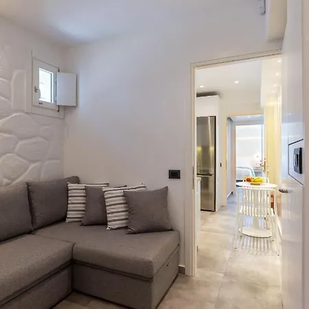 Callisti With Pool View And Calypso Upper Floor With Sea View Apartamento Mykonos Town