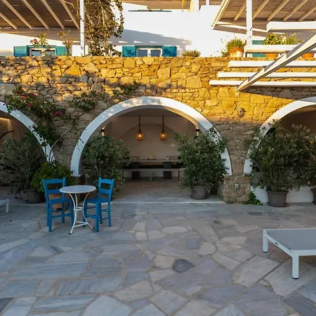 Callisti With Pool View And Calypso Upper Floor With Sea View Appartamento Mykonos Town