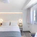 Callisti With Pool View And Calypso Upper Floor With Sea View Appartement Mykonos Town