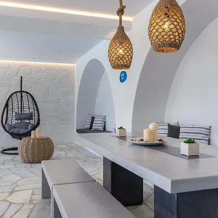 Callisti With Pool View And Calypso Upper Floor With Sea View