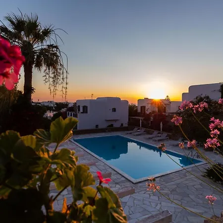 Callisti With Pool View And Calypso Upper Floor With Sea View Apartamento