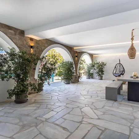 Appartamento Callisti With Pool View And Calypso Upper Floor With Sea View