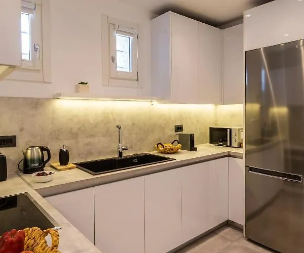 Διαμέρισμα Callisti With Pool View And Calypso Upper Floor With Sea View