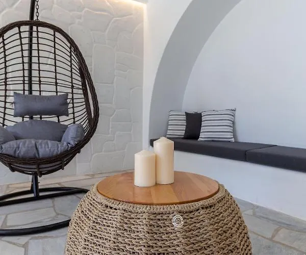 Callisti With Pool View And Calypso Upper Floor With Sea View