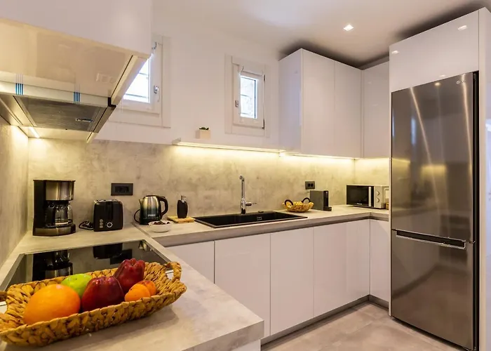 Διαμέρισμα Callisti With Pool View And Calypso Upper Floor With Sea View *