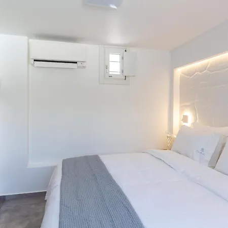 Callisti With Pool View And Calypso Upper Floor With Sea View Daire *